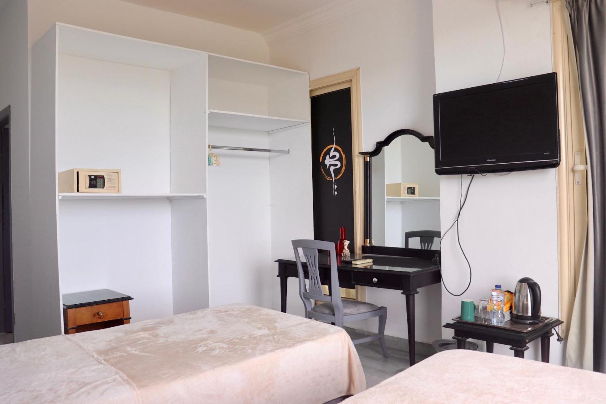K Boutique Hotel Medspa-Pyramids & Grand Egyptian Museum Ghatati Bagian luar foto