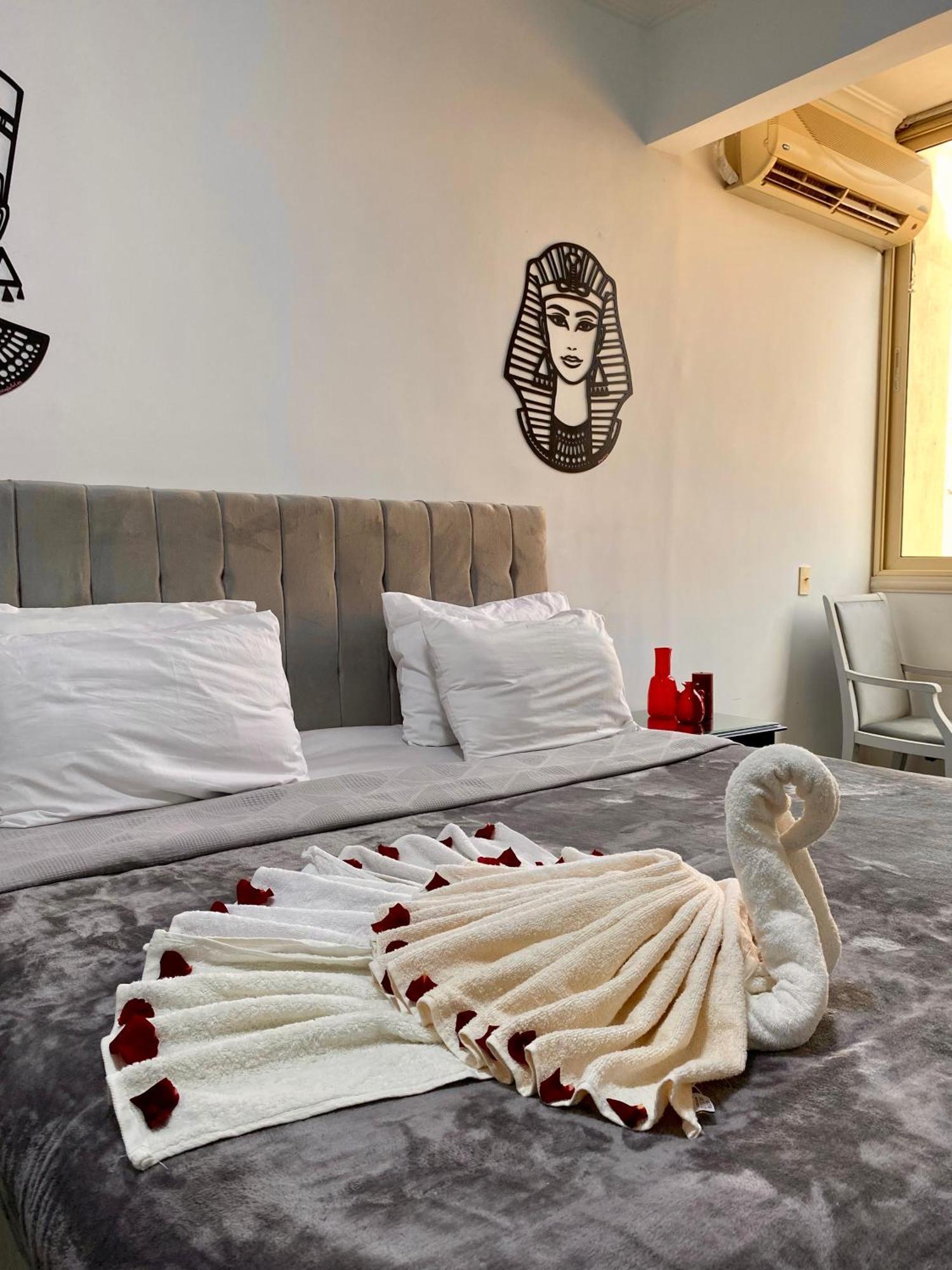 K Boutique Hotel Medspa-Pyramids & Grand Egyptian Museum Ghatati Bagian luar foto