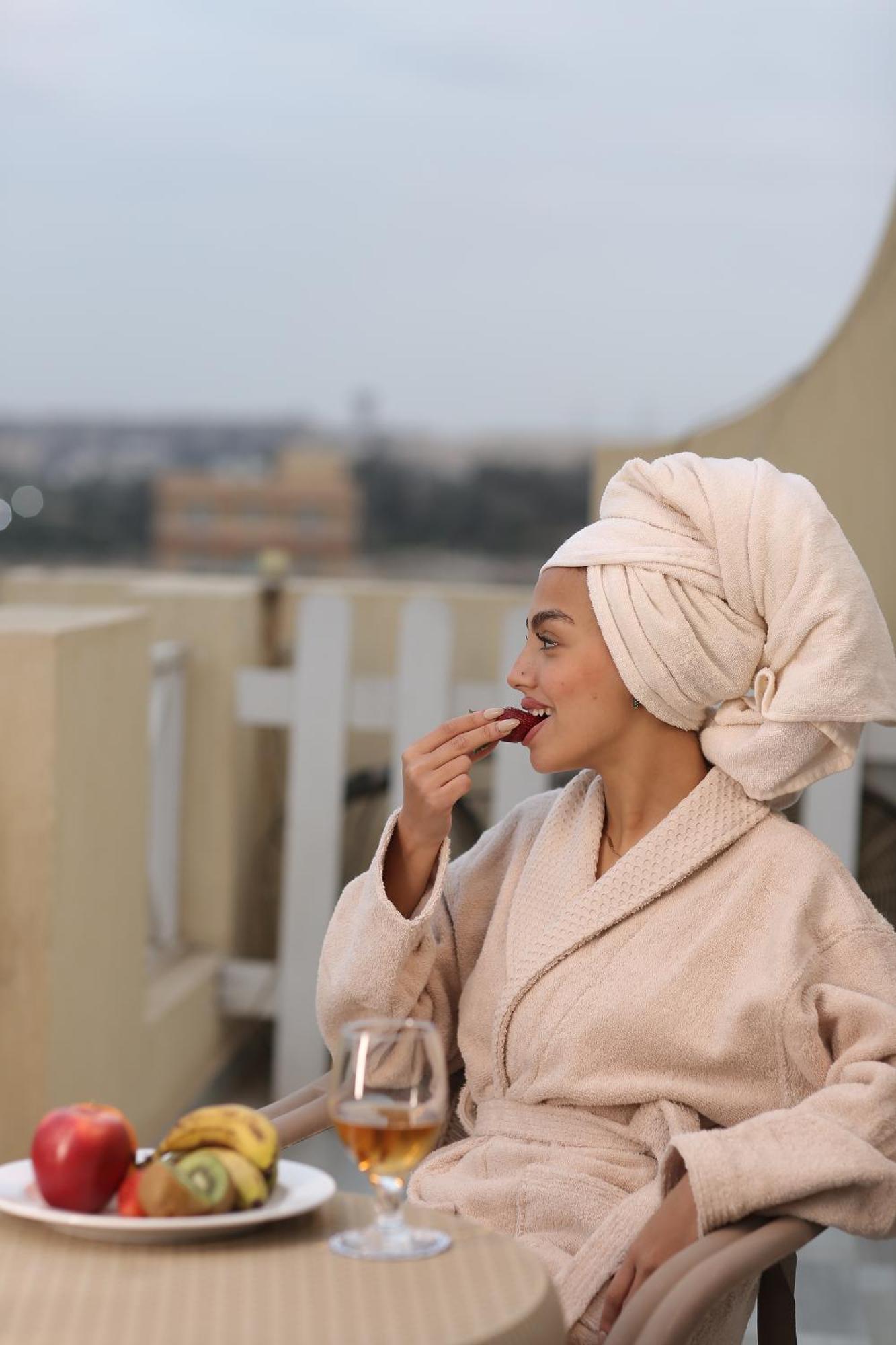 K Boutique Hotel Medspa-Pyramids & Grand Egyptian Museum Ghatati Bagian luar foto