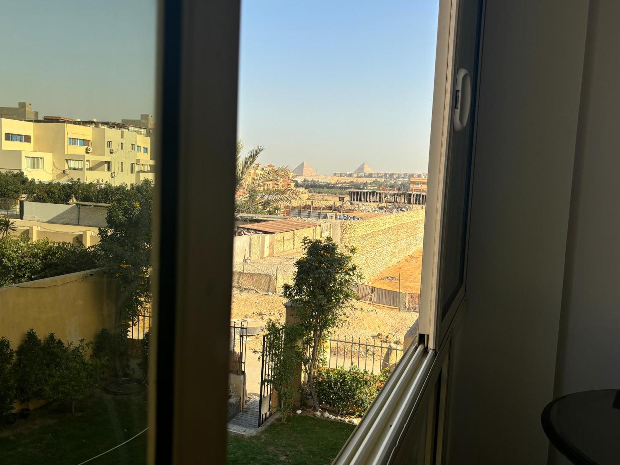 K Boutique Hotel Medspa-Pyramids & Grand Egyptian Museum Ghatati Bagian luar foto